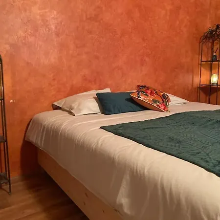 La Nuit De La Chouette Holiday home Bruniquel
