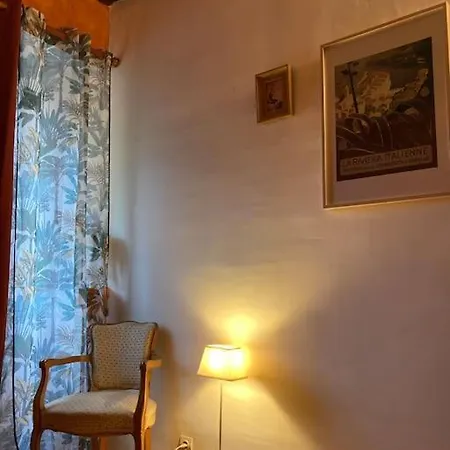 Holiday home La Nuit De La Chouette *